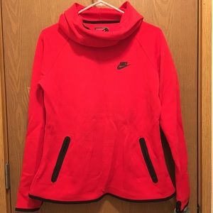 Lightly worn Nike cowl neck hoodie.